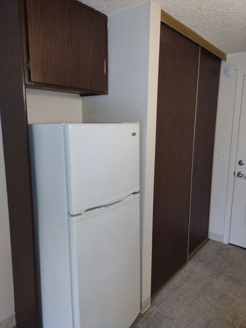 Eugene Apartment: 1475 W. 13th