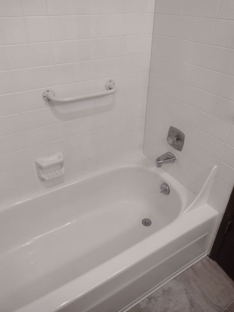 Eugene Apartment: 1475 W. 13th
