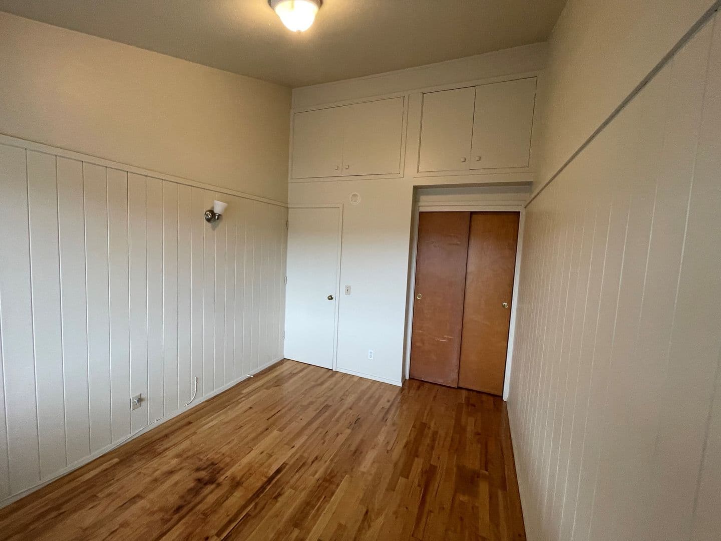 Eugene Apartment: 3985 & 3995 Willamette St.