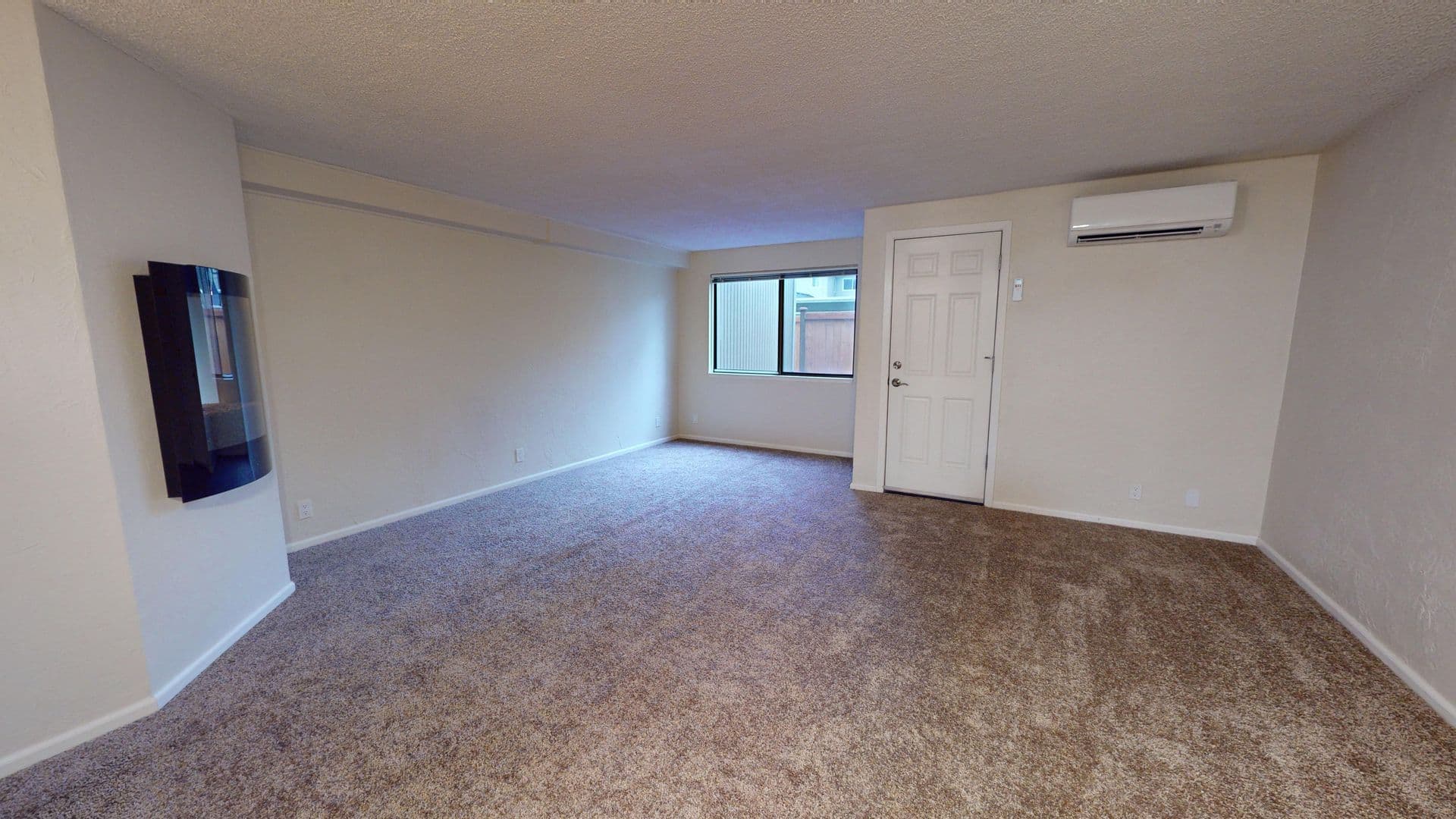 Eugene Apartment: 601 Country Club Rd.