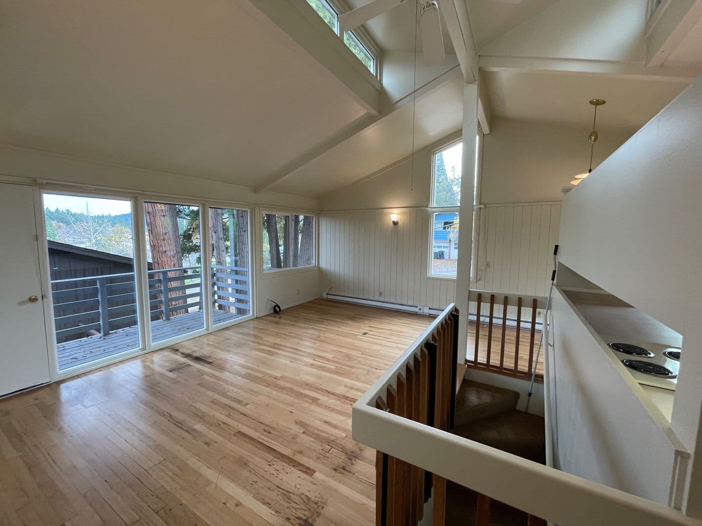 Eugene Apartment: 3985 & 3995 Willamette St.