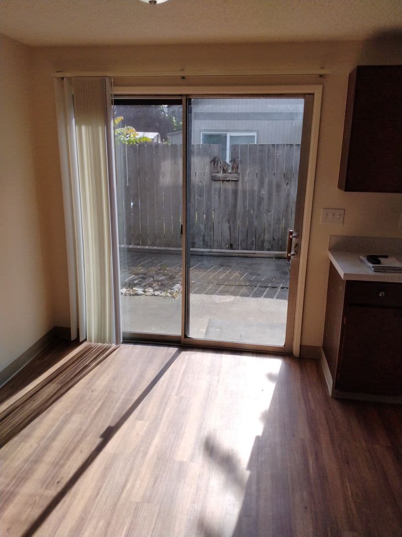 Eugene Apartment: 1247 W. 8th Ave.