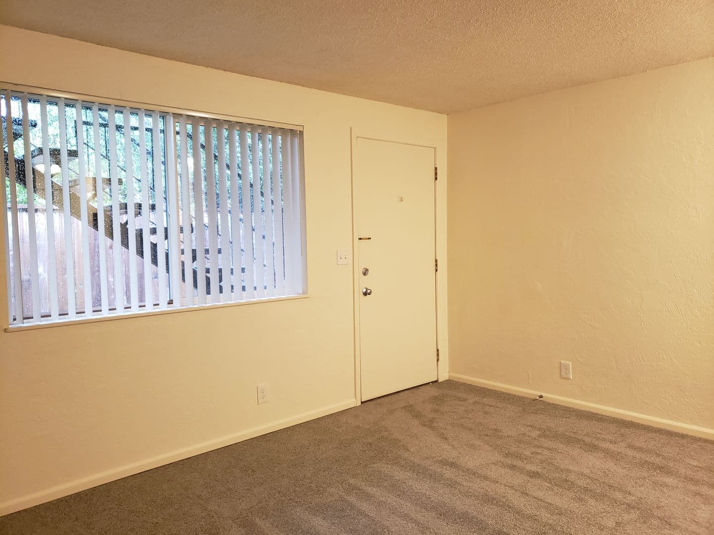 Eugene Apartment: 550 E. 14th Ave.