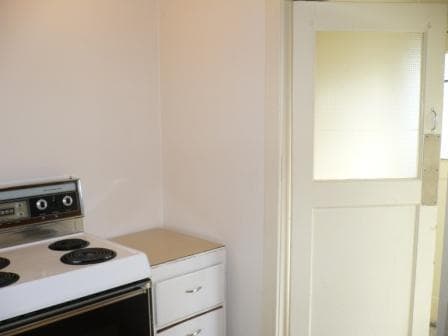 Eugene House: 748 W. 8th
