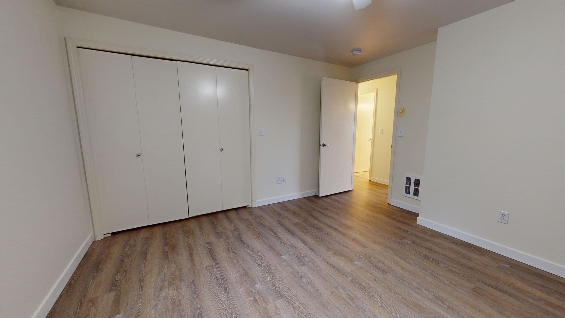 Eugene Apartment: 3050-3098 W. 17th, 2930-3118 Ivy Glen Dr., 1780 Oak Patch Rd.