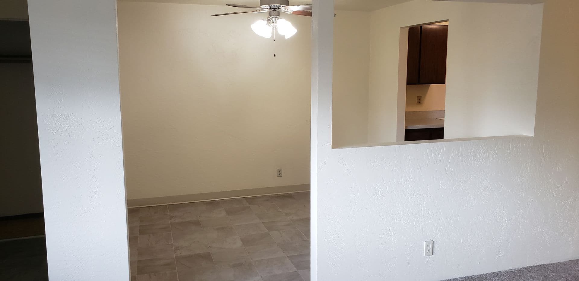 Springfield Apartment: 1017 J St.