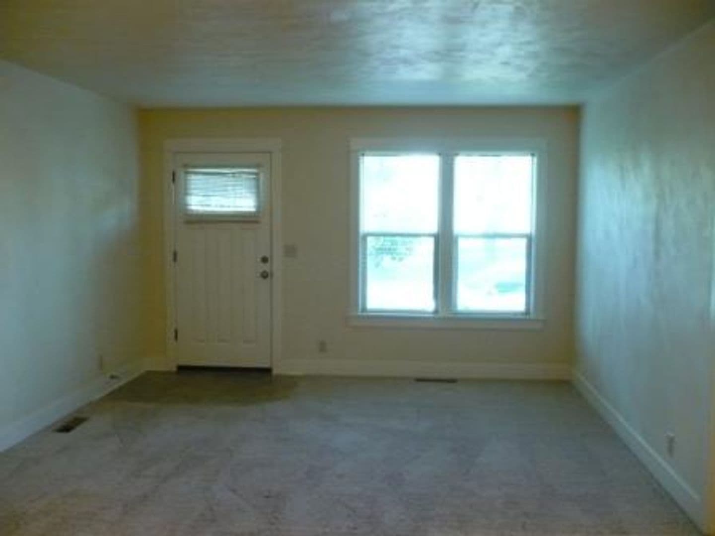 Eugene Apartment: 1030, 1040, 1060, 1070 West 11th Ave.