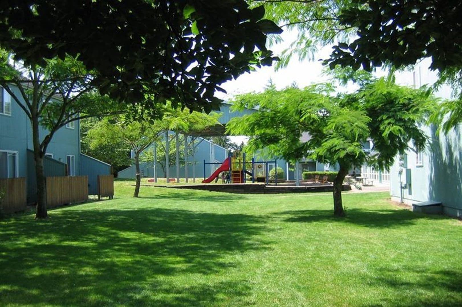 Springfield Apartment: 1250 Rainbow Dr.