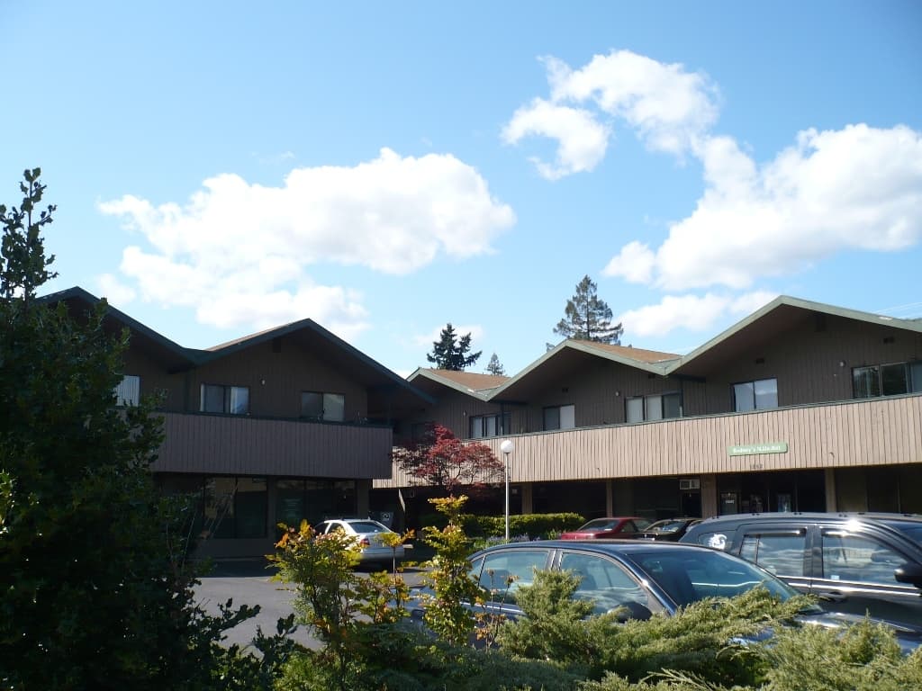 Eugene Apartment: 1262 Lawrence St.