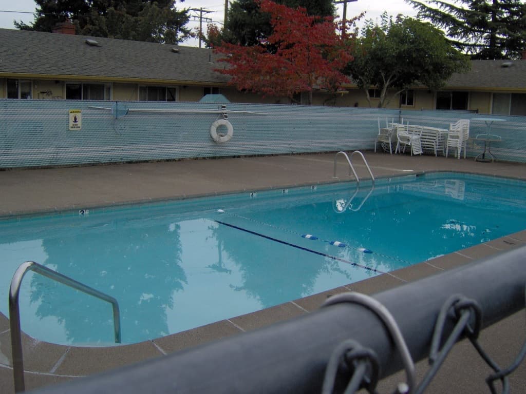 Junction City Apartment: 151-201 Maple Street