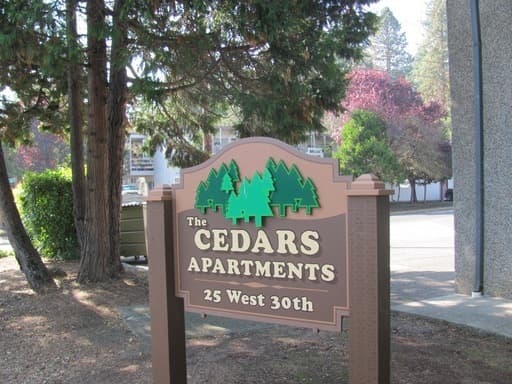 Eugene Apartment: 25 W. 30th & 2966 Willamette