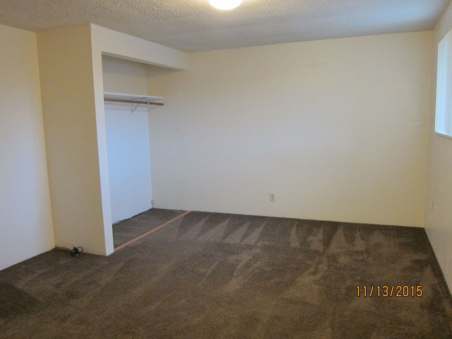 Junction City Apartment: 400 E. 6th Ave.