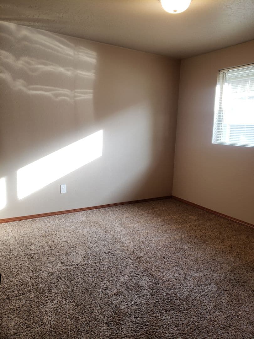 Eugene Apartment: 551 E. 14th Ave.