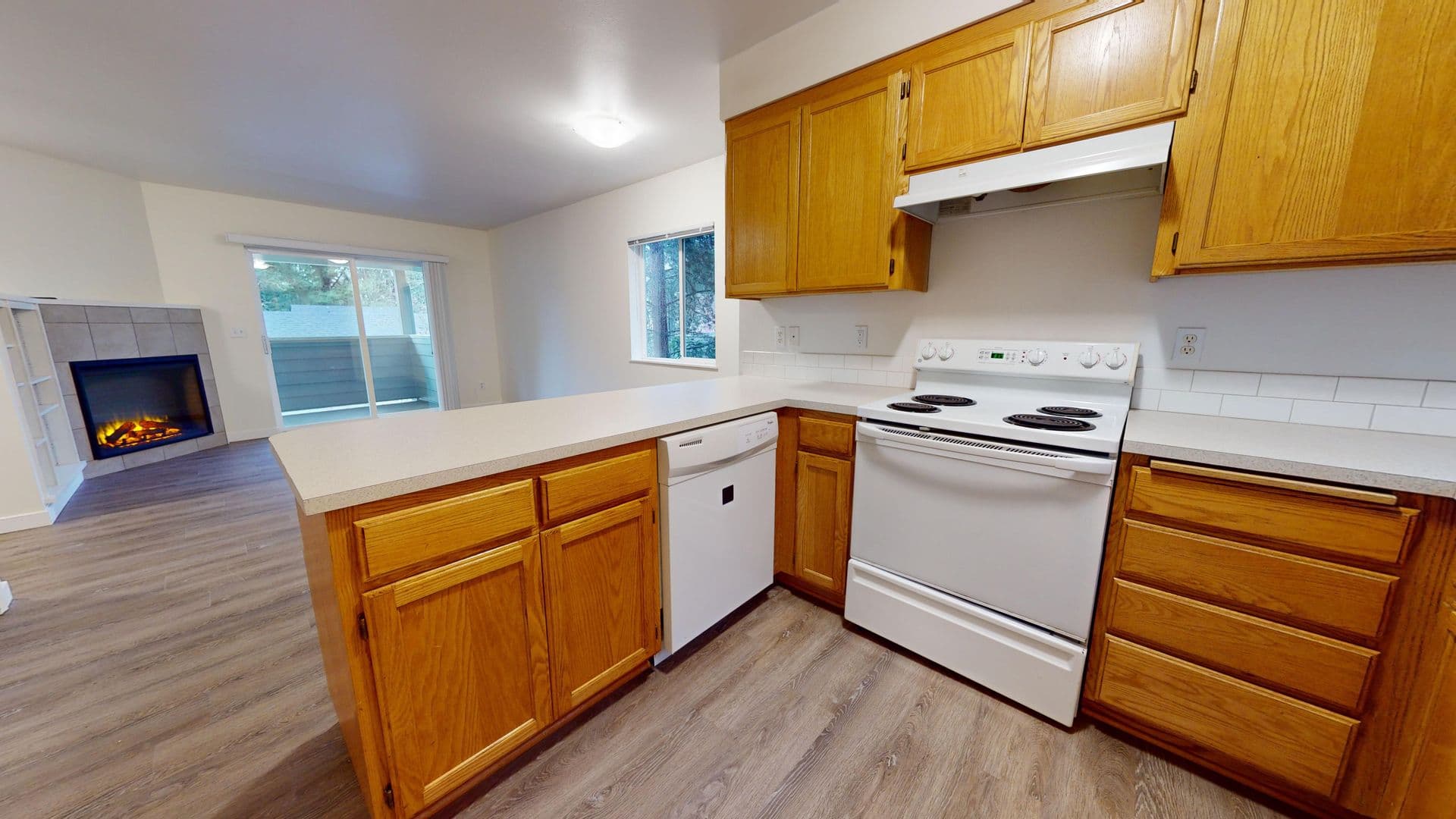 Eugene Apartment: 3050-3098 W. 17th, 2930-3118 Ivy Glen Dr., 1780 Oak Patch Rd.
