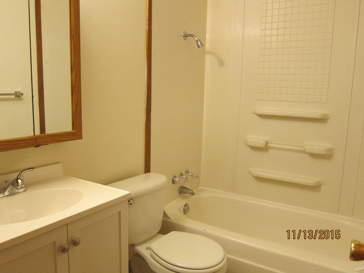 Junction City Apartment: 400 E. 6th Ave.