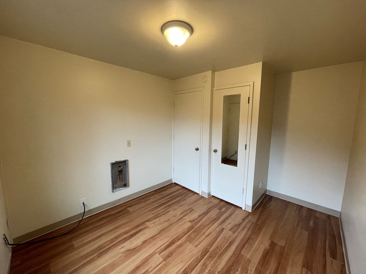 Eugene Apartment: 3985 & 3995 Willamette St.