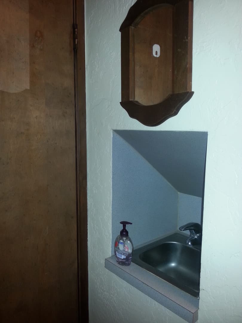 Eugene Apartment: 1360 Alder St.