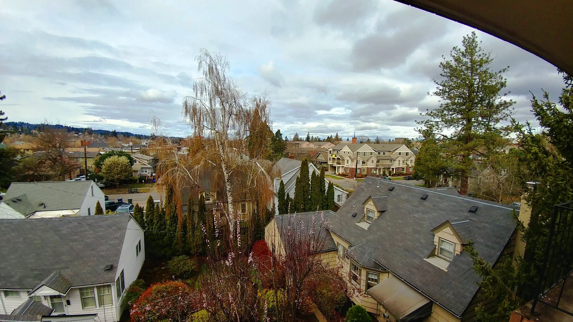 Eugene Apartment: 738 E. 16th Ave.