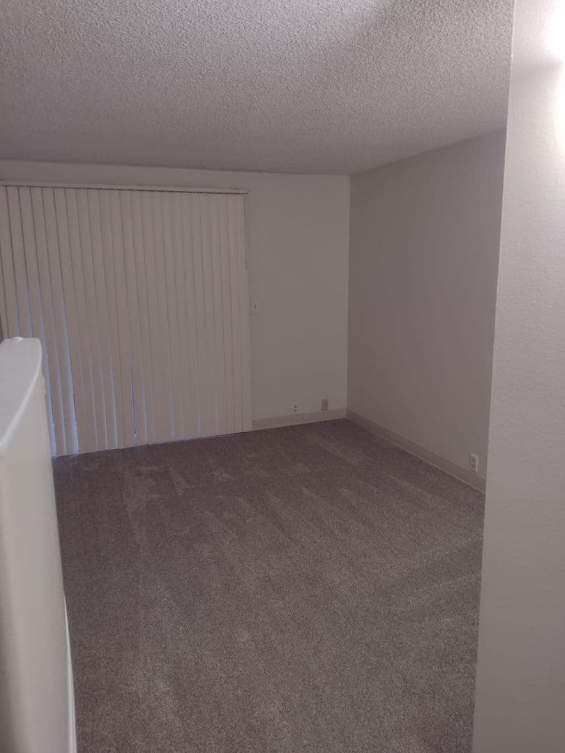 Eugene Apartment: 1475 W. 13th