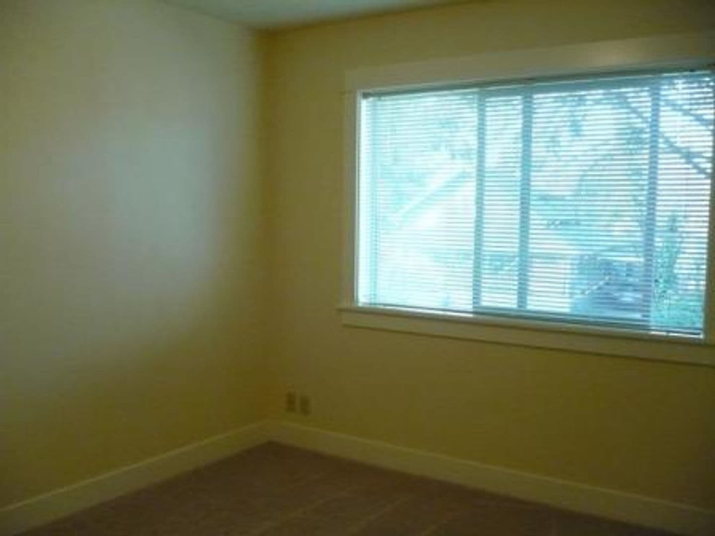 Eugene Apartment: 1030, 1040, 1060, 1070 West 11th Ave.
