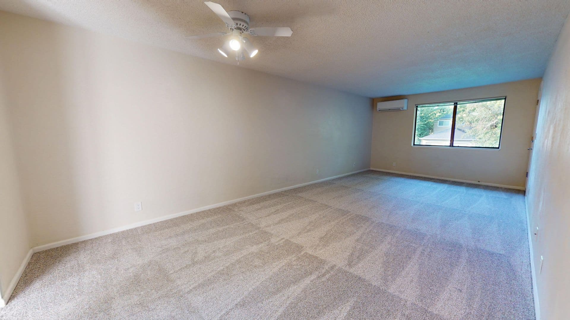 Eugene Apartment: 601 Country Club Rd.