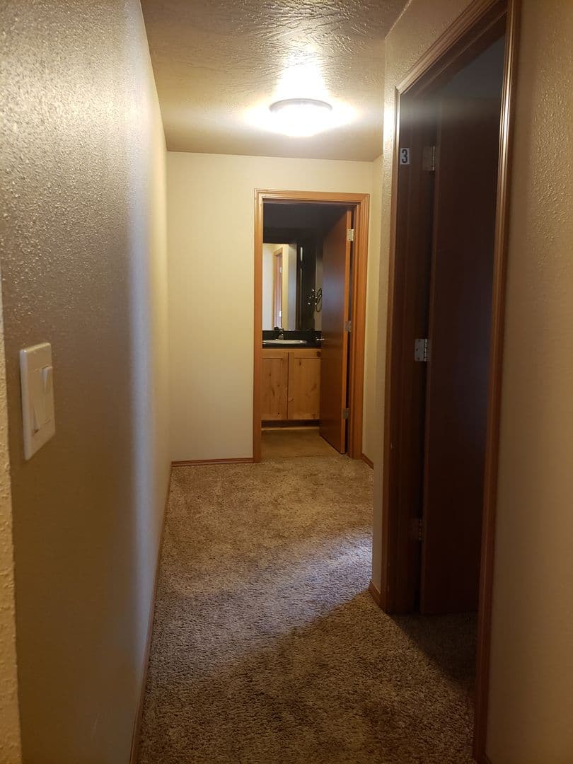 Eugene Apartment: 551 E. 14th Ave.