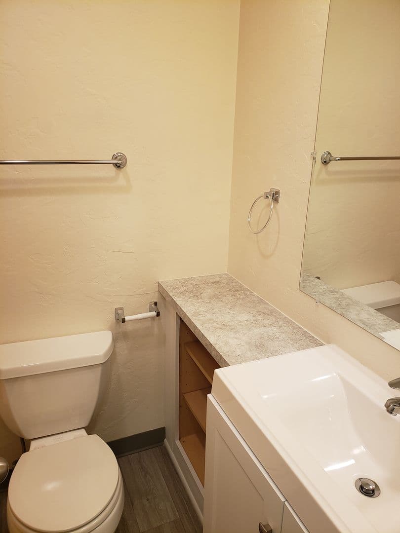 Eugene Apartment: 550 E. 14th Ave.