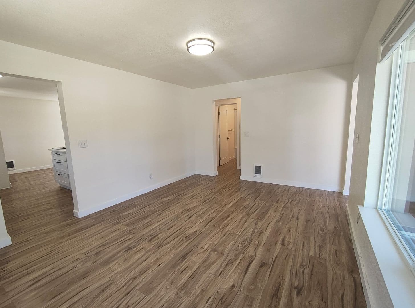 Eugene House: 2680 Edison St.
