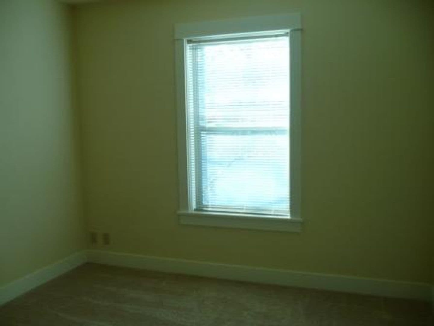 Eugene Apartment: 1030, 1040, 1060, 1070 West 11th Ave.