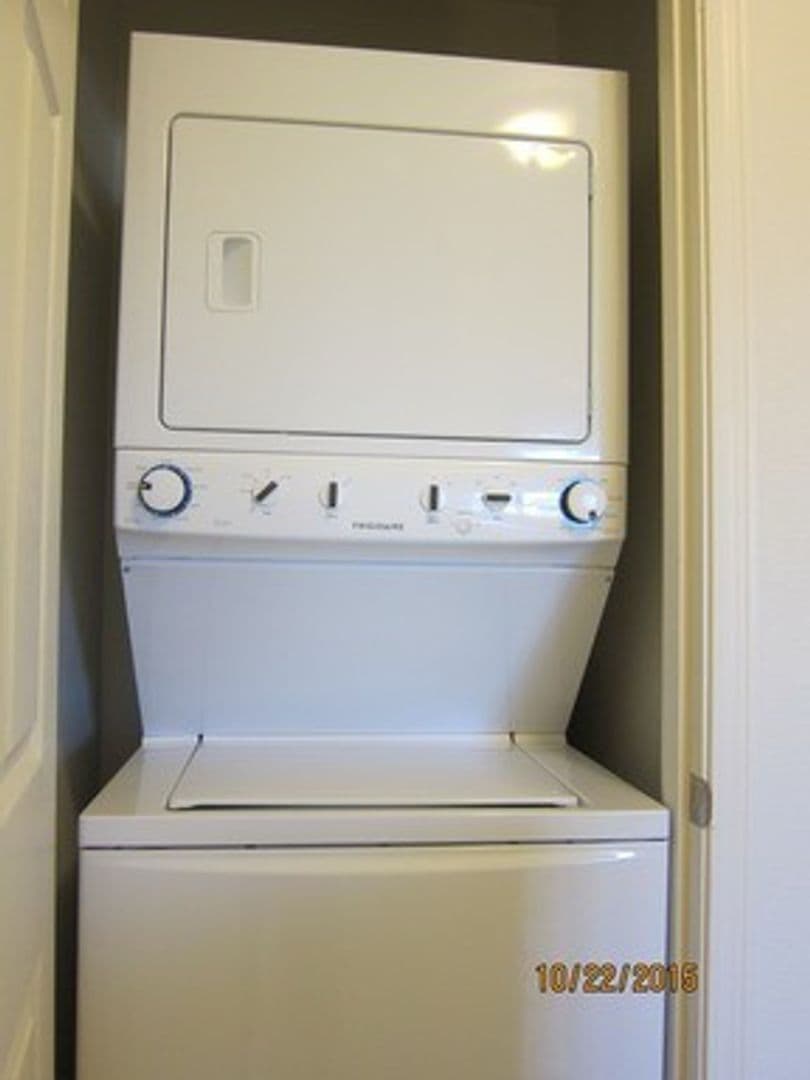 Junction City Apartment: 540 W. 3rd Ave.