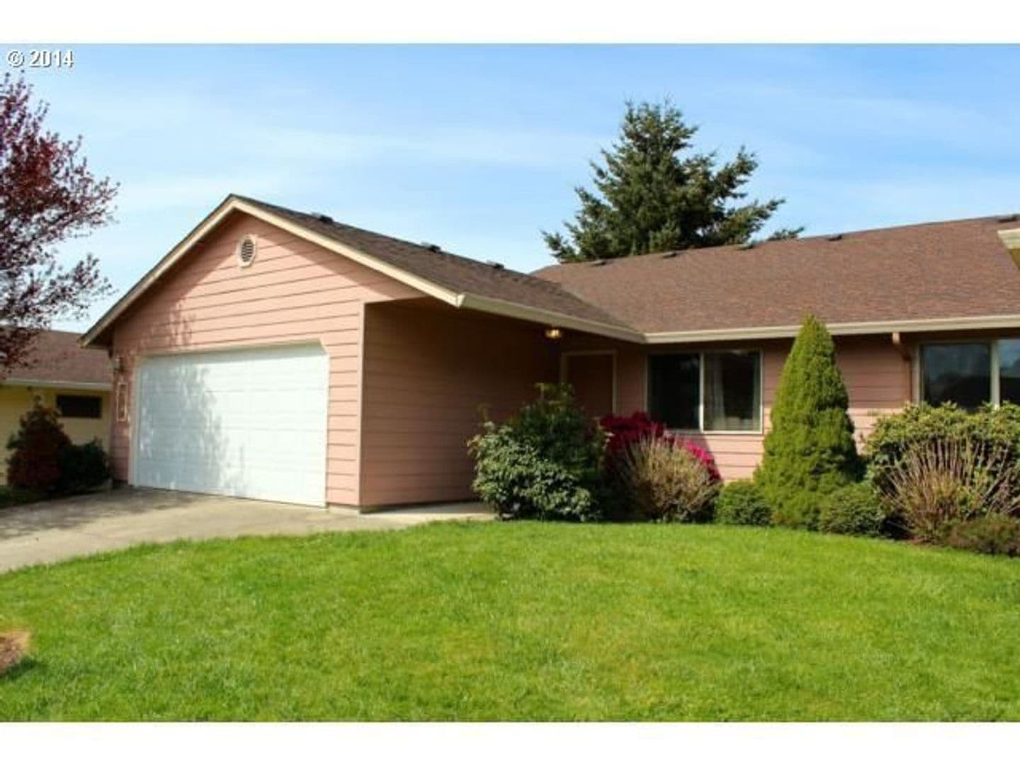 Cottage Grove Apartment: 680  Benjamin Ave.
