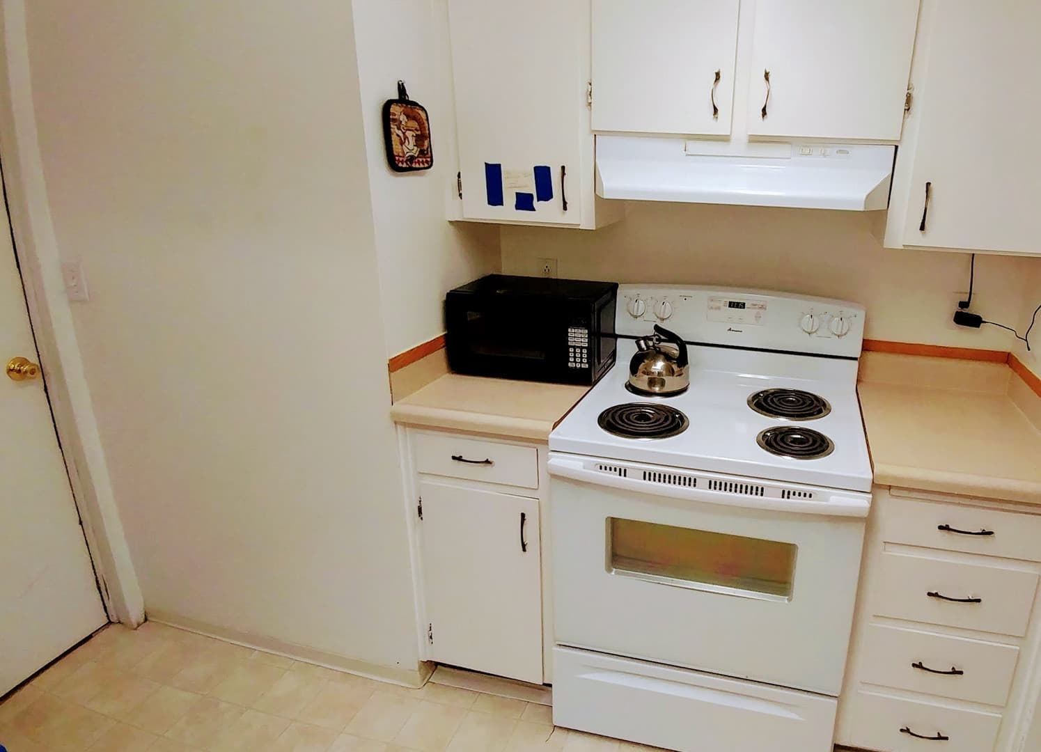 Eugene Apartment: 738 E. 16th Ave.