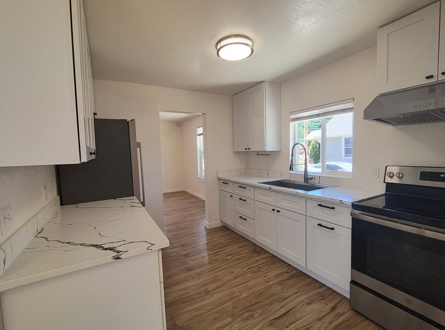 Eugene House: 2680 Edison St.