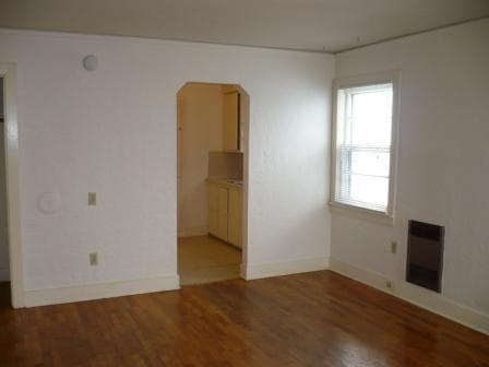 Eugene House: 748 W. 8th