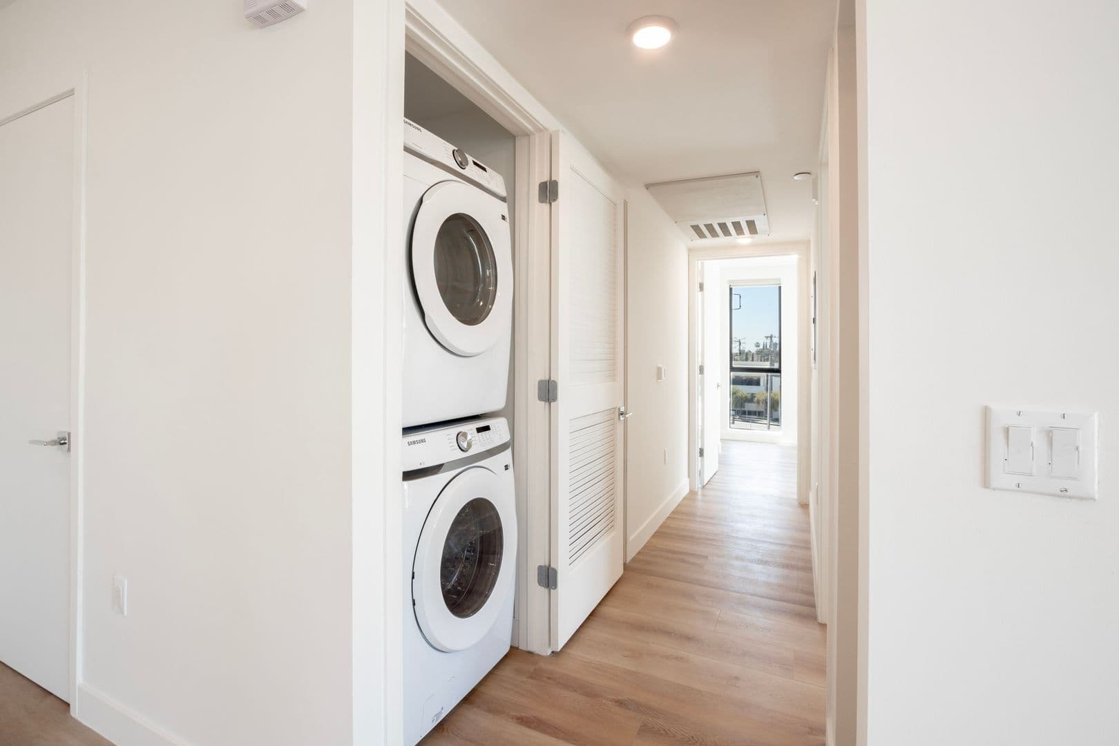 Los Angeles Apartment: 1126 Cornwell St.