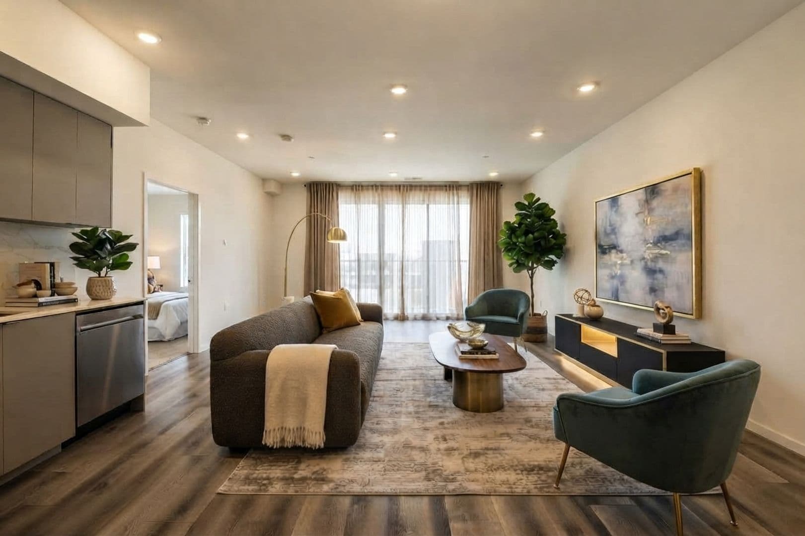 Los Angeles Apartment: 521 N. Gramercy Pl.