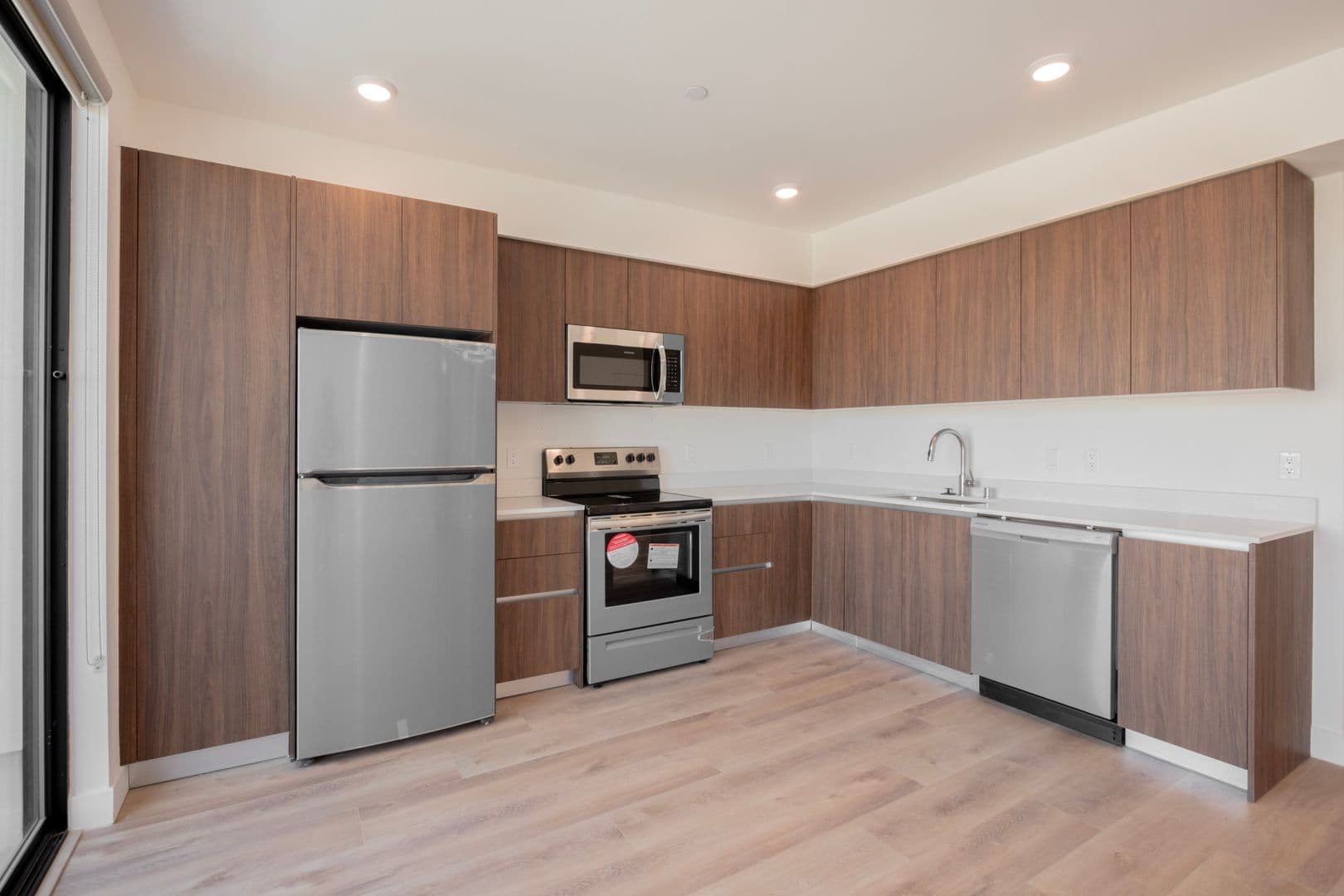 Los Angeles Apartment: 1126 Cornwell St.