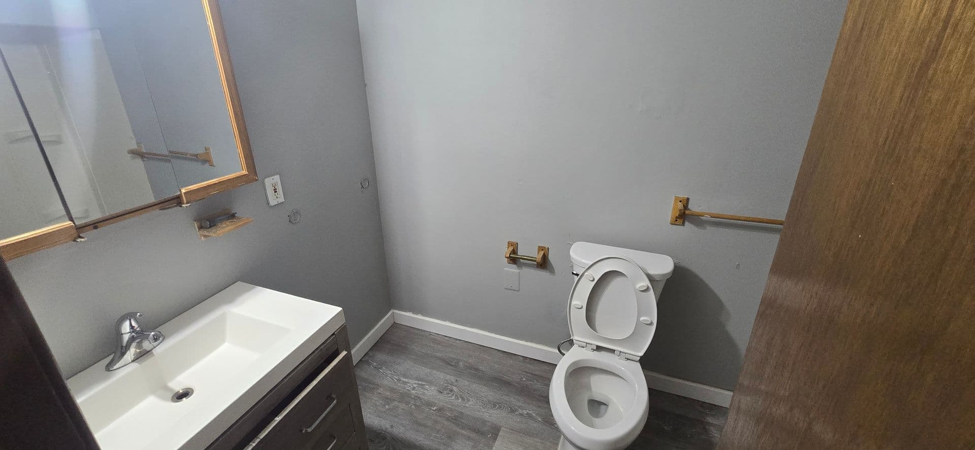 Albany Apartment: 19 Elberon Place