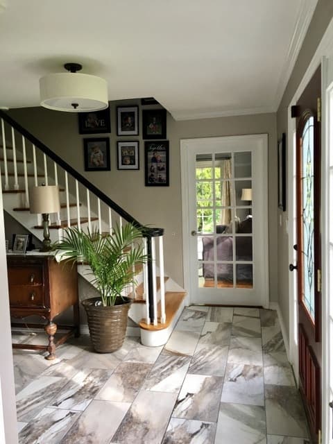 Loudonville House: 7 fenway court