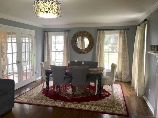 Loudonville House: 7 fenway court
