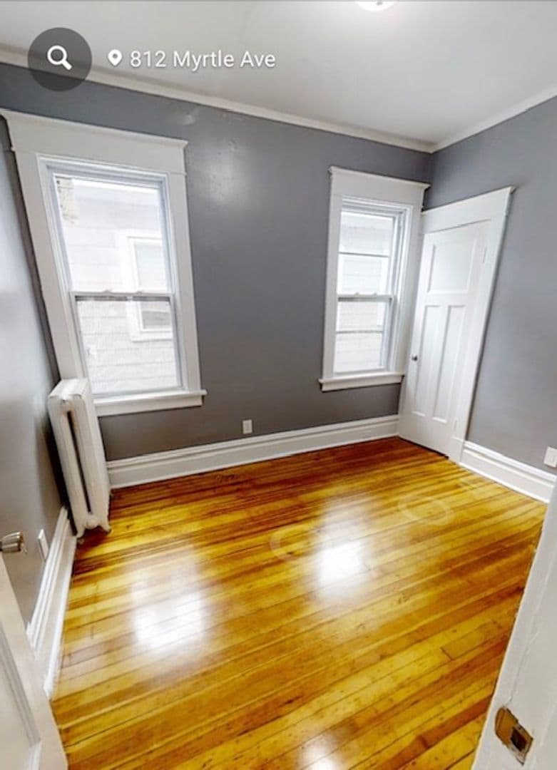 Albany Apartment: 812 Myrtle Ave