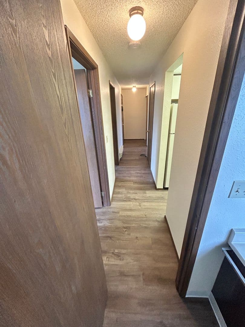Enumclaw Apartment: 2561-2615 & 2530-2534 Warner Ave