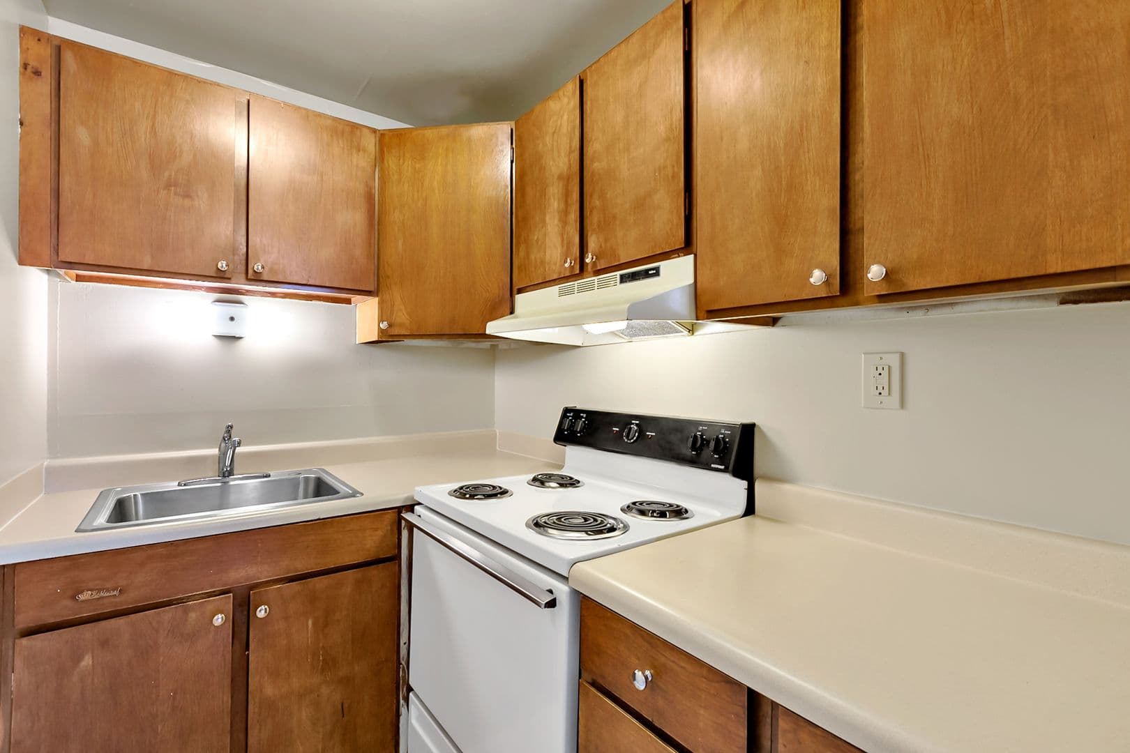 Seattle Apartment: 5625 15th Ave NE