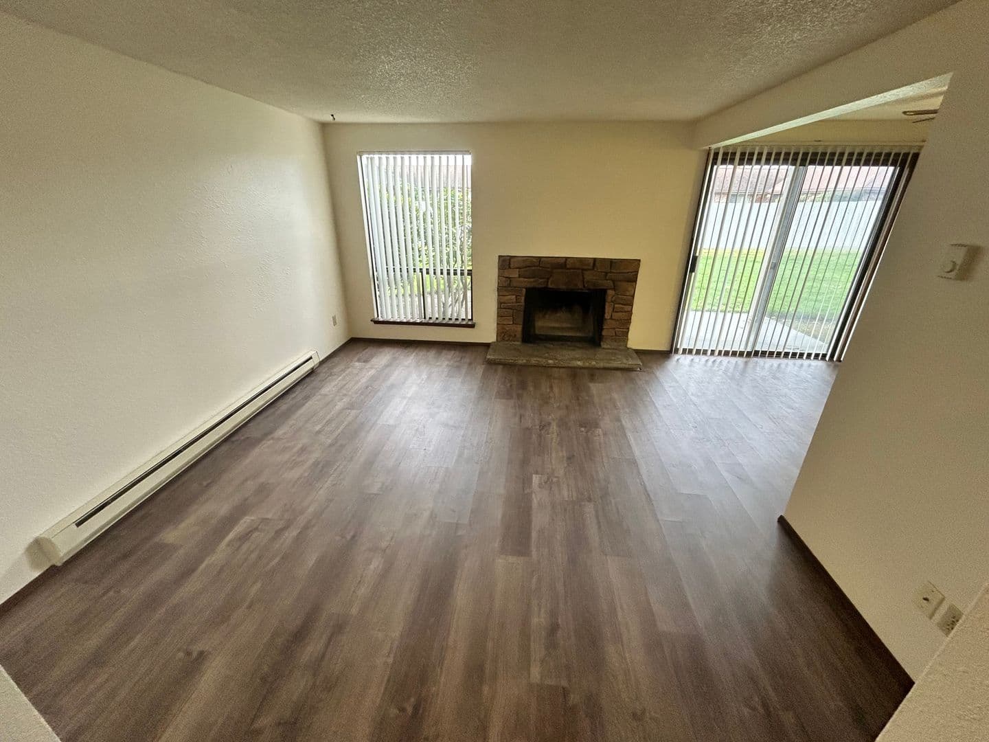 Enumclaw Apartment: 2561-2615 & 2530-2534 Warner Ave
