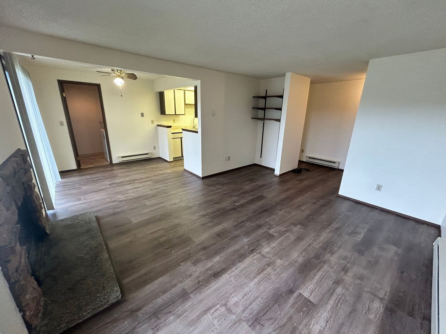 Enumclaw Apartment: 2561-2615 & 2530-2534 Warner Ave