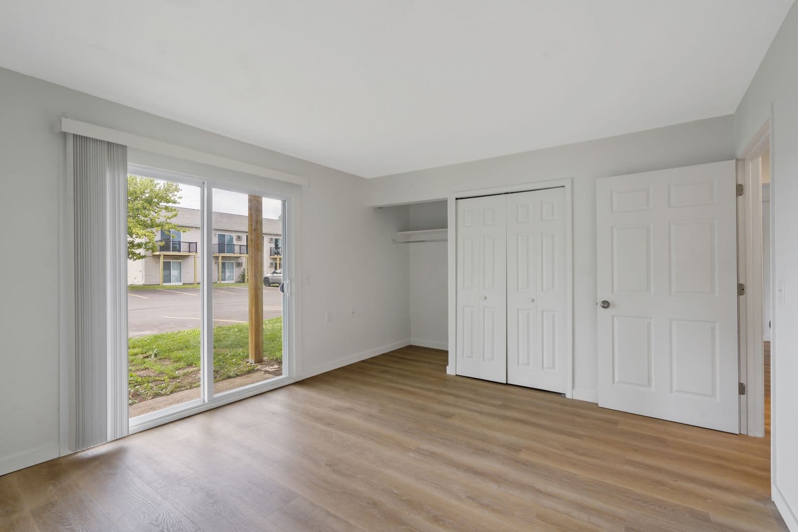 Syracuse Apartment: 458 Horan Rd