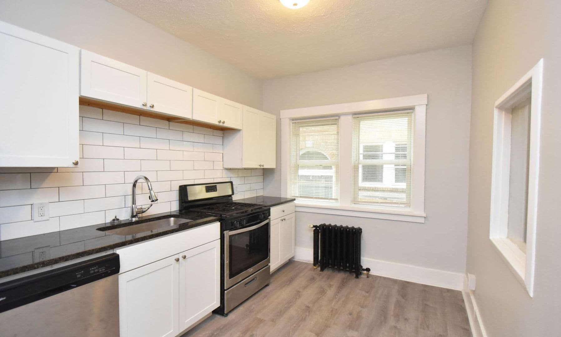 Rochester Apartment: 2017 E Main St