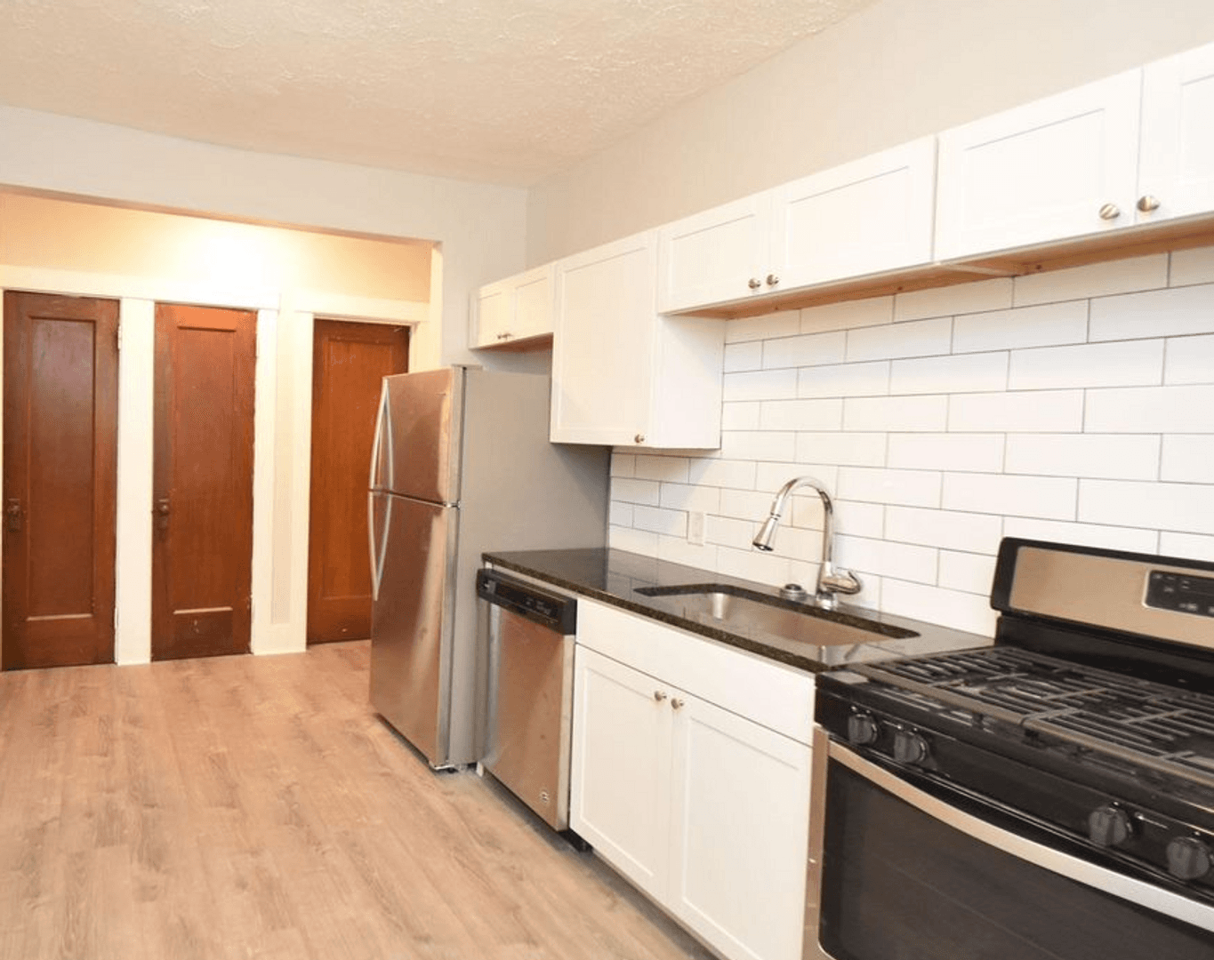 Rochester Apartment: 2017 E Main St