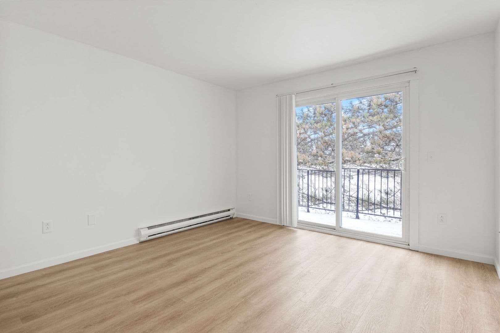 Syracuse Apartment: 458 Horan Rd