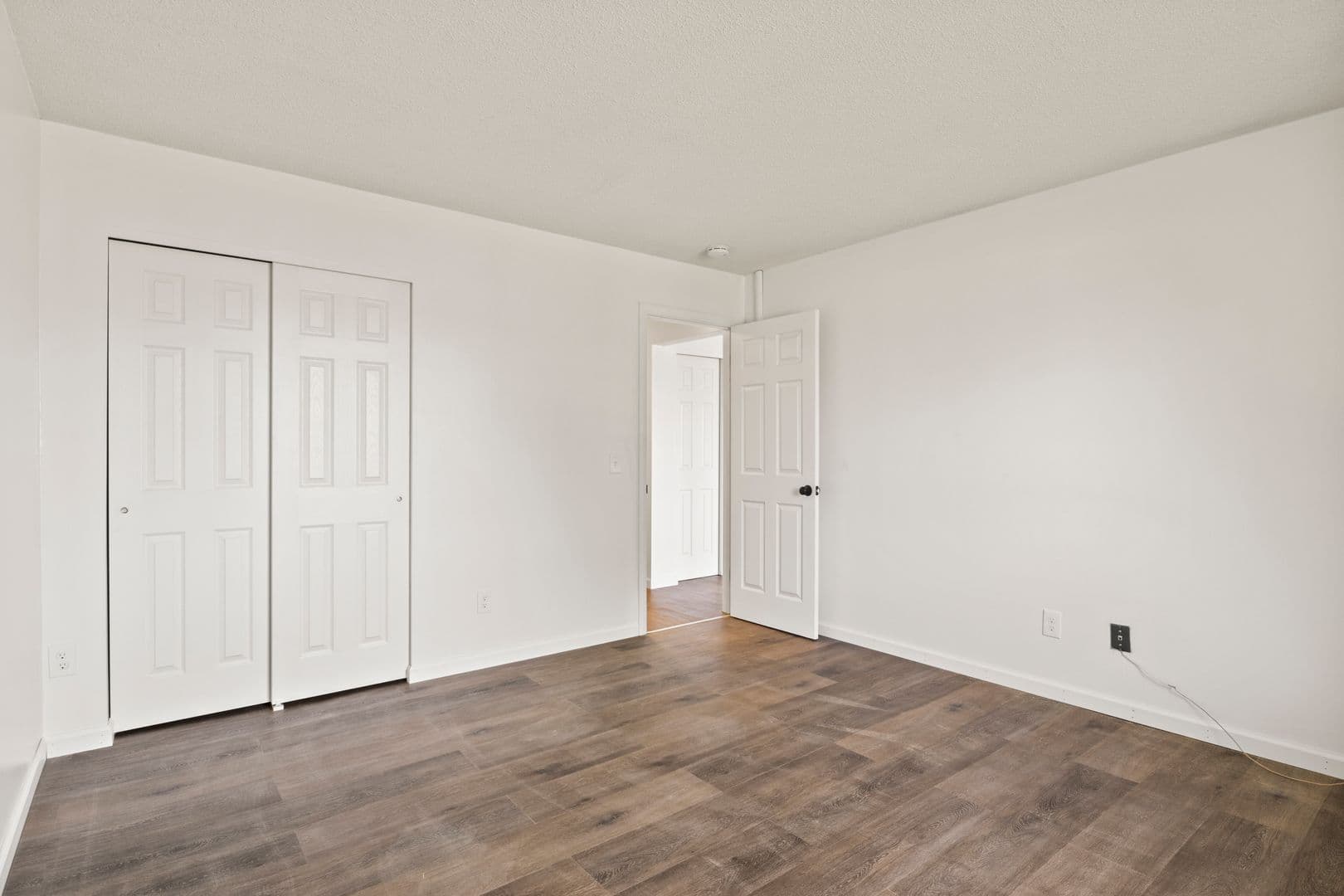 Rochester Apartment: 1031 Emerson St